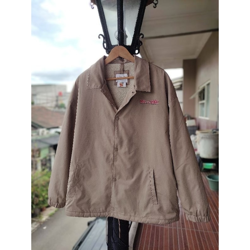 Jaket varsity sherpa Bershka Tom n Jerry