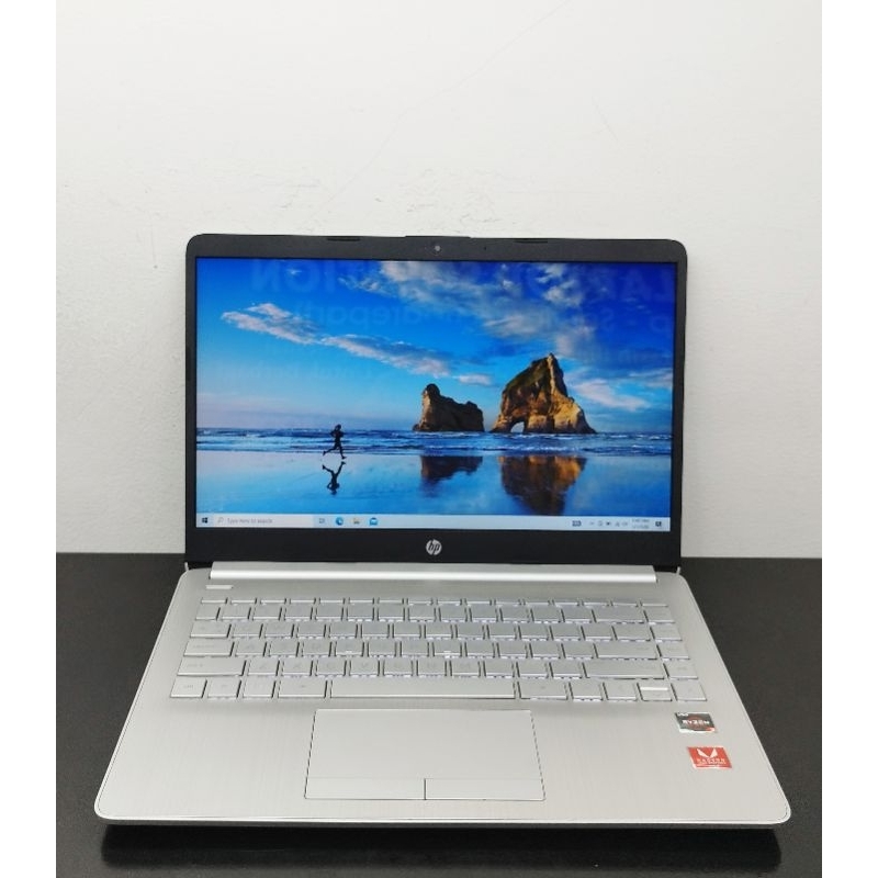 Laptop hp 14s-DK1524AU amd ryzen 3 ram 4 gb ssd 256 gb
