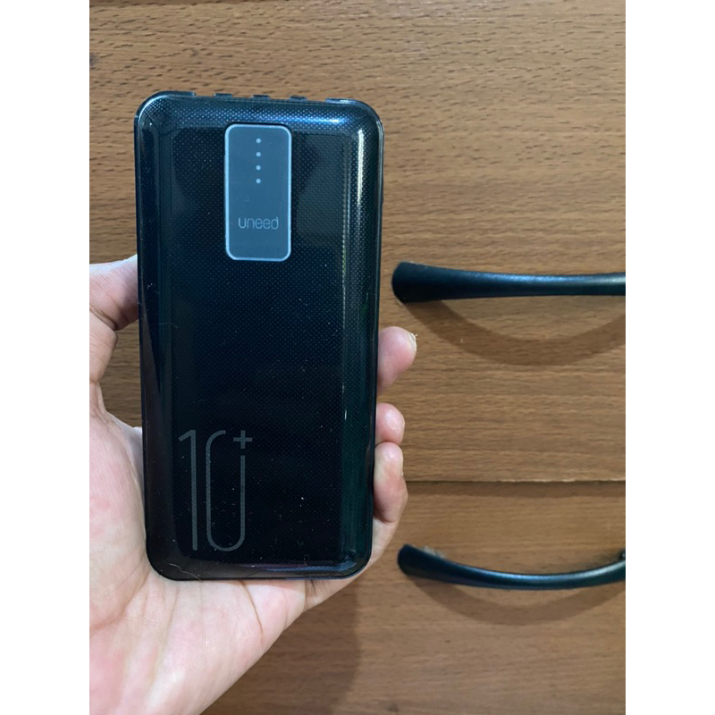 UNEED powerbank