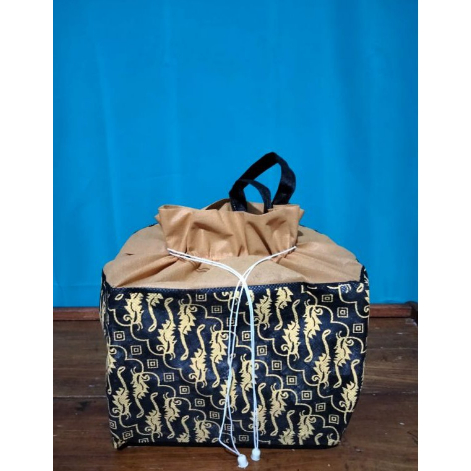BISA COD MURAH tas serut batik kotak snack kotak nasi box 22 x 22 / murah promo