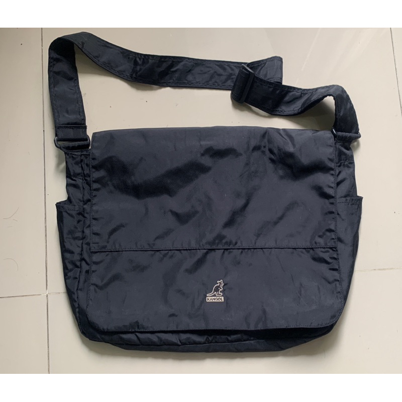 tas selempang Kangol