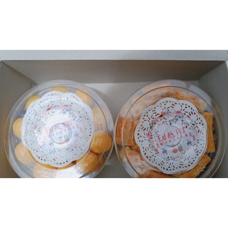 

Hampers Kue lebaran isi 2 toples