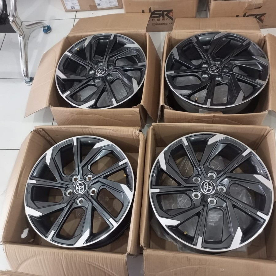 VELG MOBIL SECOND STANDAR COROLLA RING 18 PCD 5X114,3