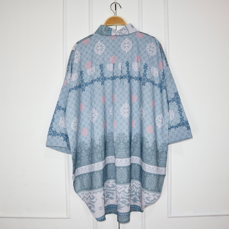 KEMEJA OVERSIZE MOTIF
