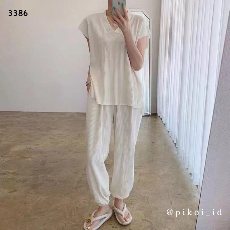 Setelan knit premium bangkok / Set knit wanita celana panjang putih / baju lengan pendek hitam 3386