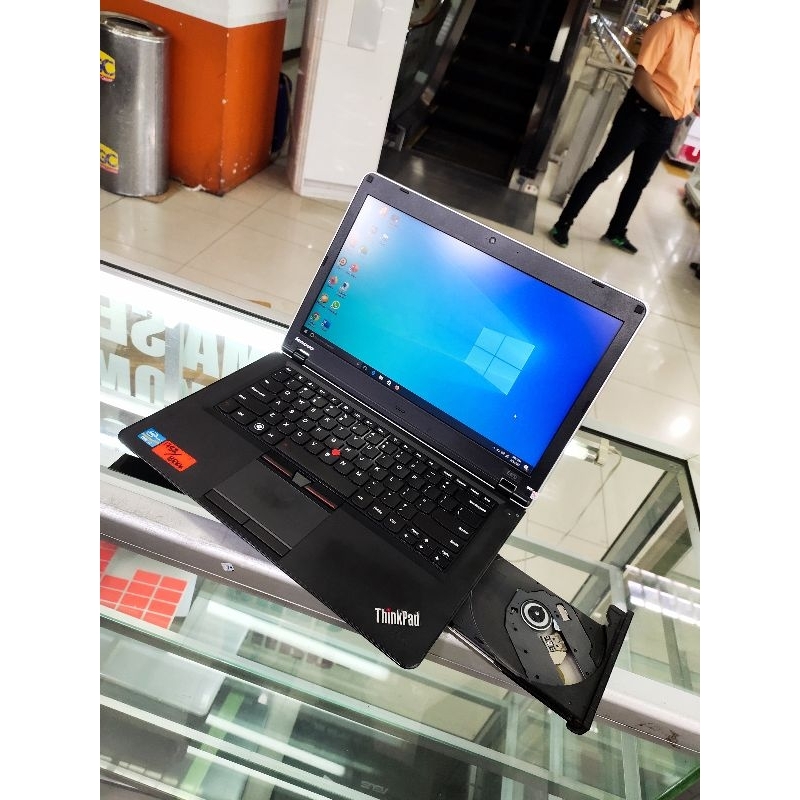 Laptop Leptop Lenovo Thinkpad E420 Intel Core i3 Ram 4GB SSD 120GB