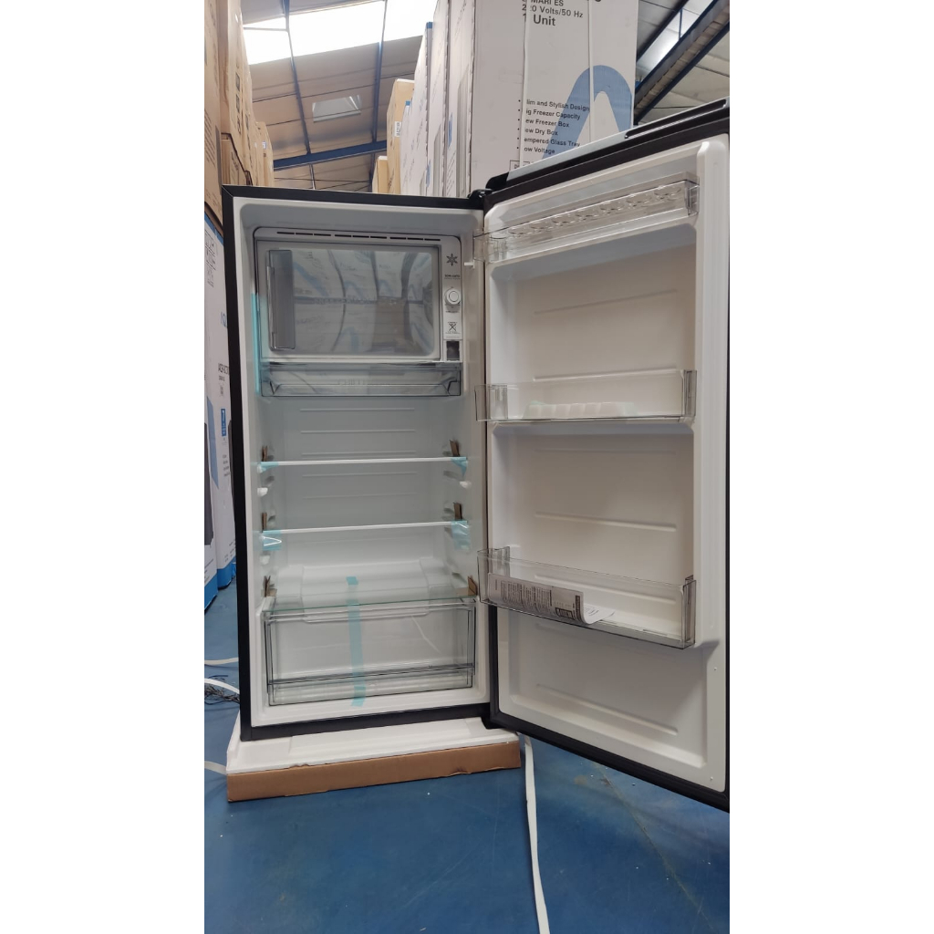 KULKAS AQUA JAPAN AQRD 205 MSB/MSG LEMARI ES 1 PINTU AQRD205