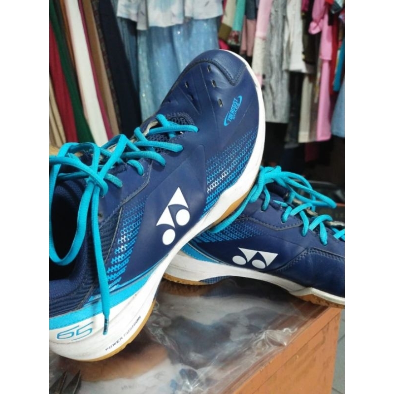 SEPATU BEKAS SATU KALI DIGUNAKAN Sepatu Yonex Shb 65Z3 Wide Navy Blue Original