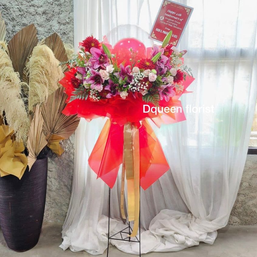 Dqueen Florist - standing bunga dekorasi flower ulang tahun