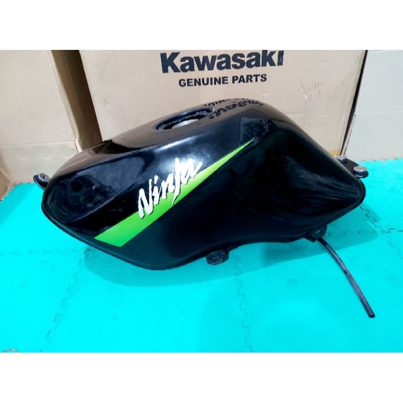 TANGKI NINJA Rr new copotan 2014 original