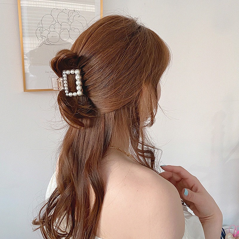 Jedai Jepit Rambut Salon Transparan 5cm Jedai Kotak Bolong dengan Handle Jedai Mutiara Transparan 5cm Pearl Square Hair Claw Clips
