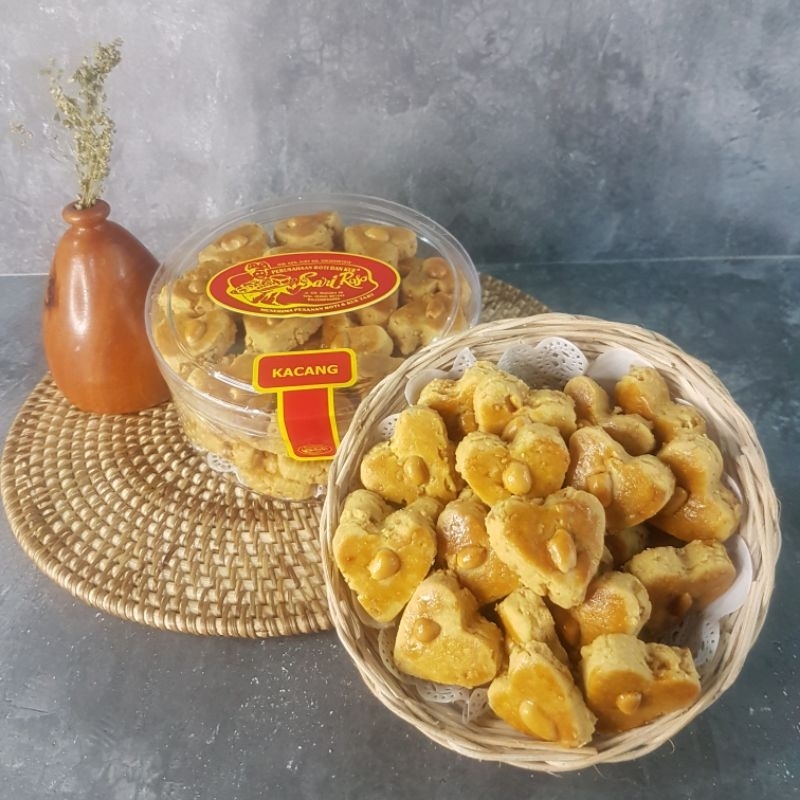 

KUE KERING KACANG