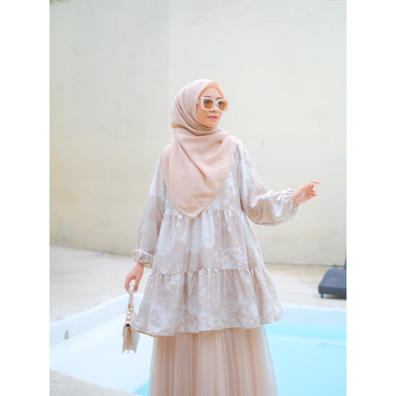 BLOUSE Atasan Wanita Terbaru Ala Korea Untuk Lebaran