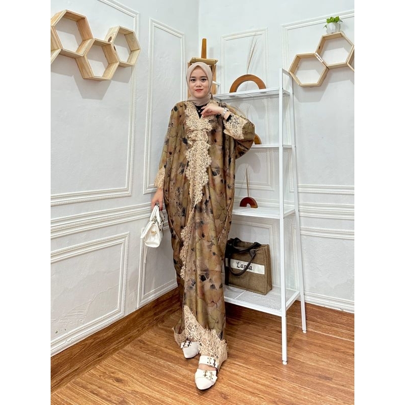 Gamis Terbaru Kaftan Zara Bahan (Armani silk brown mix renda brokat) Bahan adem dan lembut
