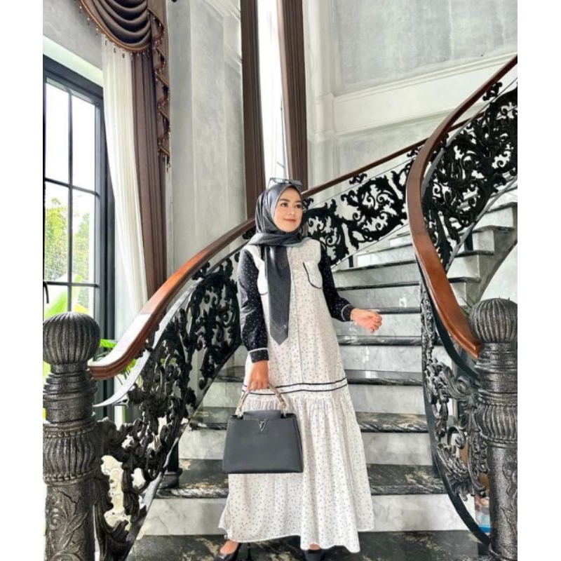 READY ZAIDA DRESS WHITE JOURNEY