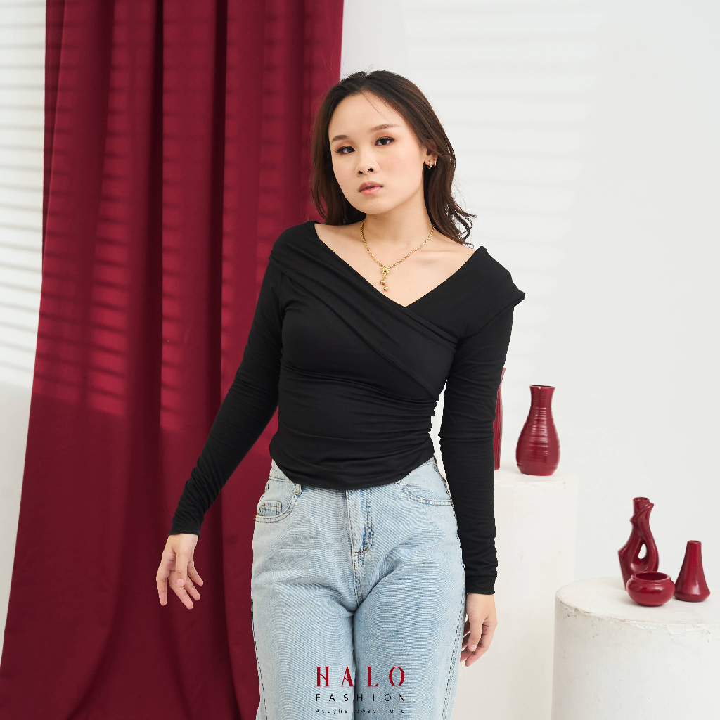 [HaloFashion] Nora Off Shoulder Crop Top Korean Style