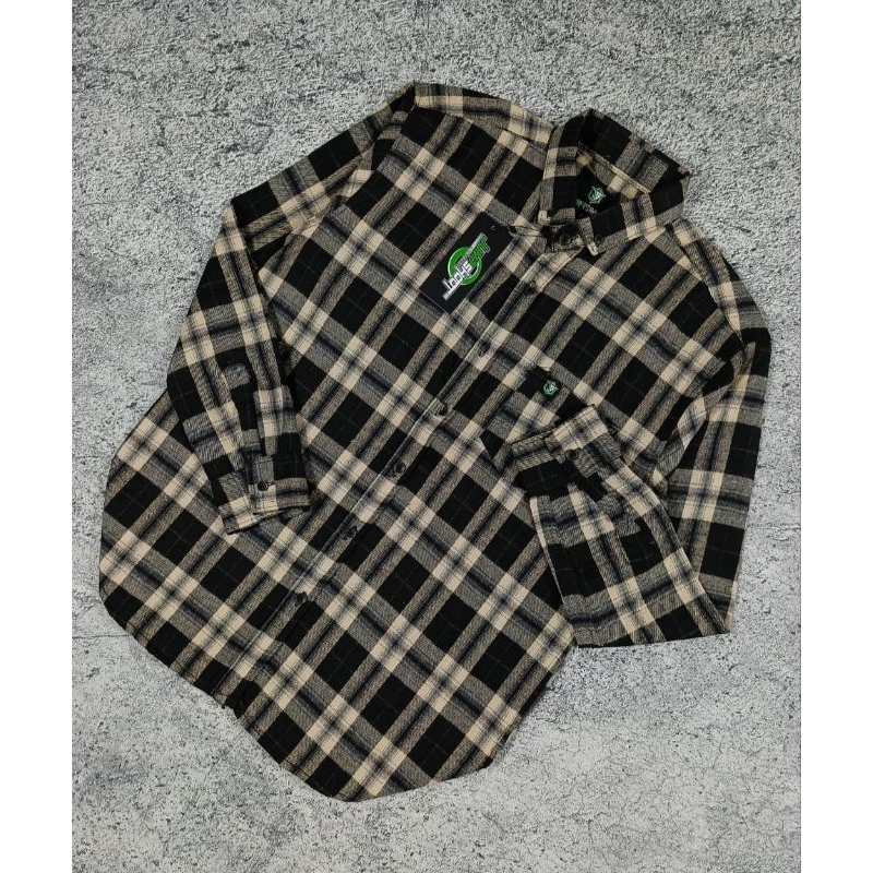 Kemeja Flanel Lengan Panjang Pria Wanita Ukuran M L XL Bahan Tebal Premium Motif Kotak