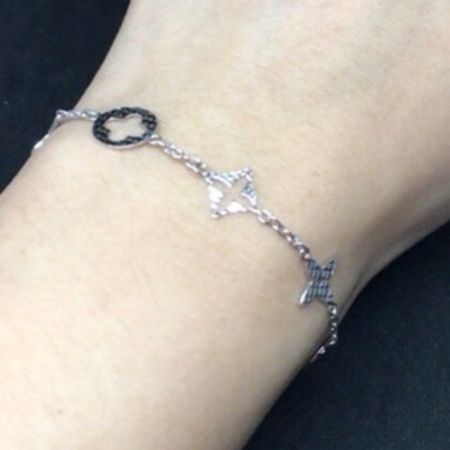 Gelang Tangan Perak Wanita 925 Asli Logo LV