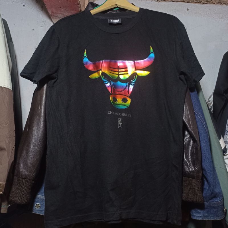 CHICAGO BULLS NBA RAINBOW T-Shirt Original