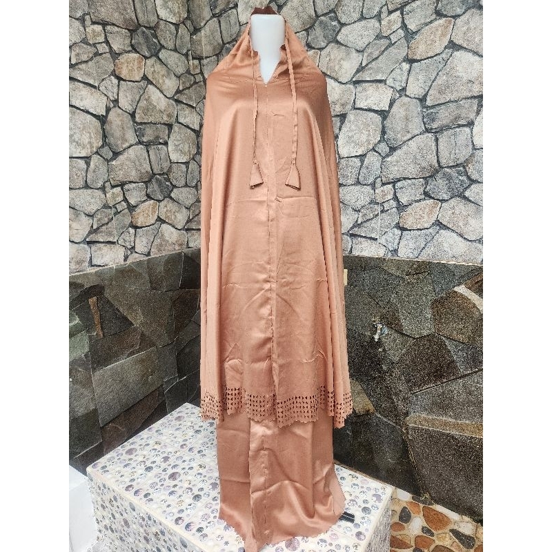 Mukena Preloved