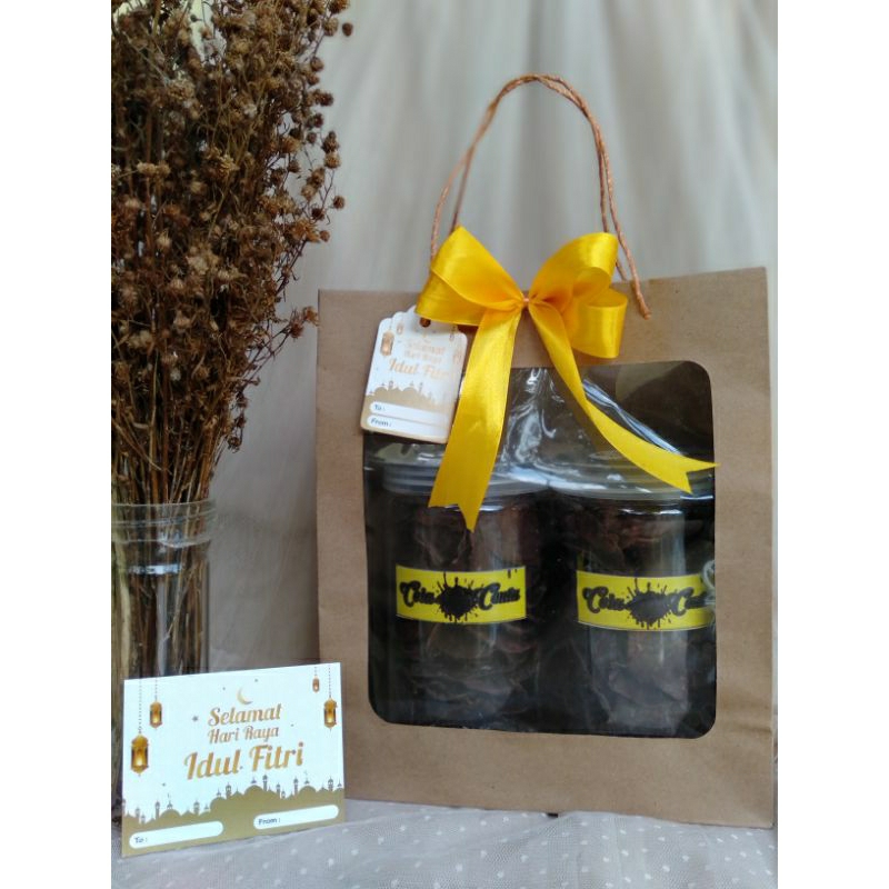 

Paket Hampers Lebaran/ Keripik Talas Cokelat