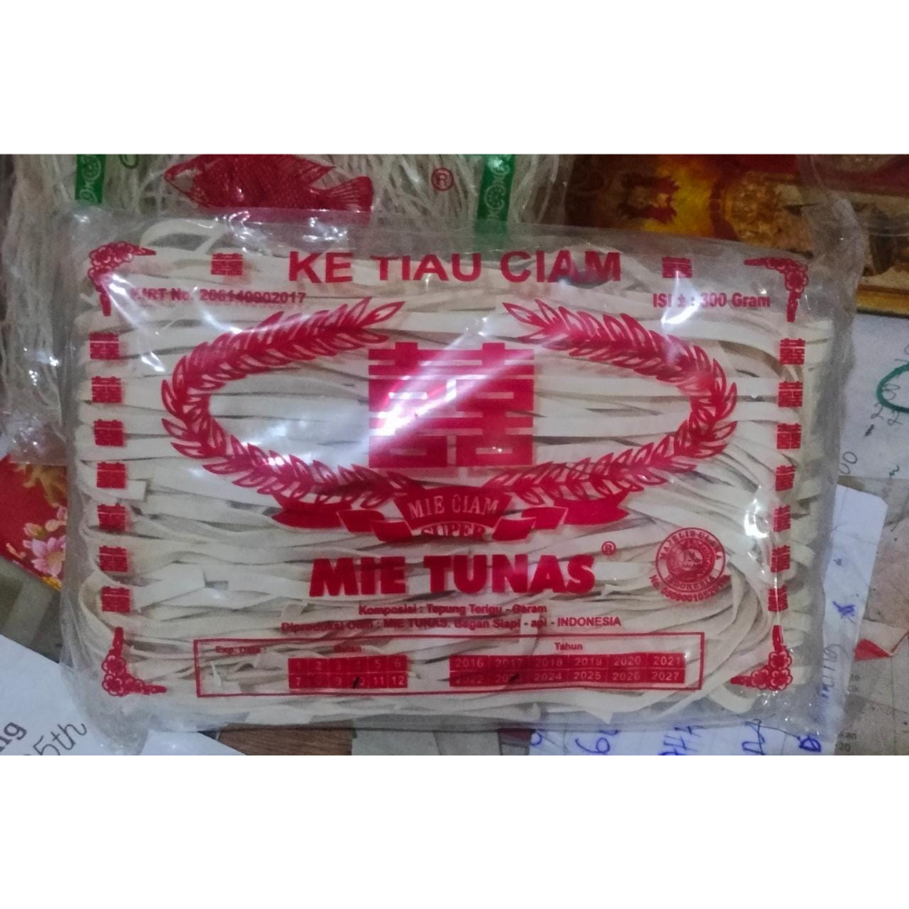 

Mie ciam Mi Ke tiau chiam 300gram Tunas Khas Bagan Bagansiapiapi