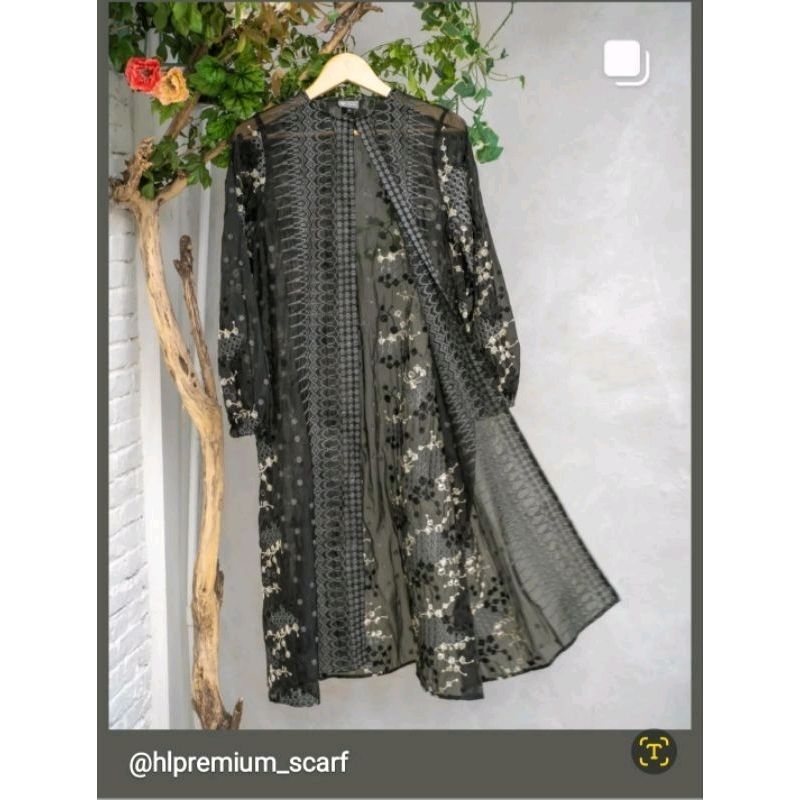 Heaven Lights Cheryl Outer Black size XS