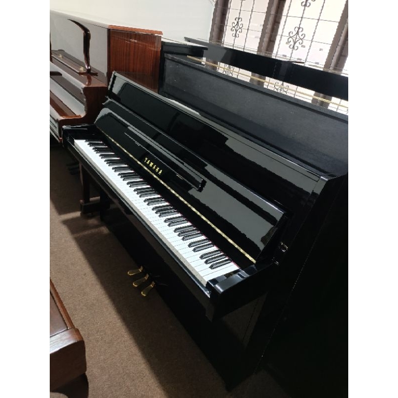 Piano Yamaha JU109 PE upright