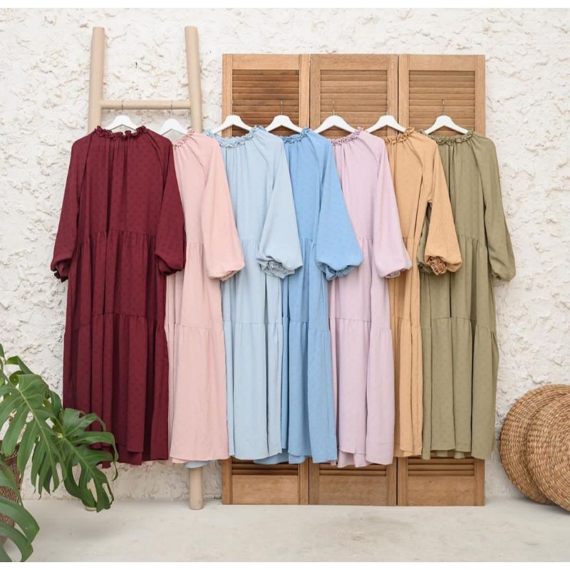 WEARING KLAMBY SABRINA DRESS S