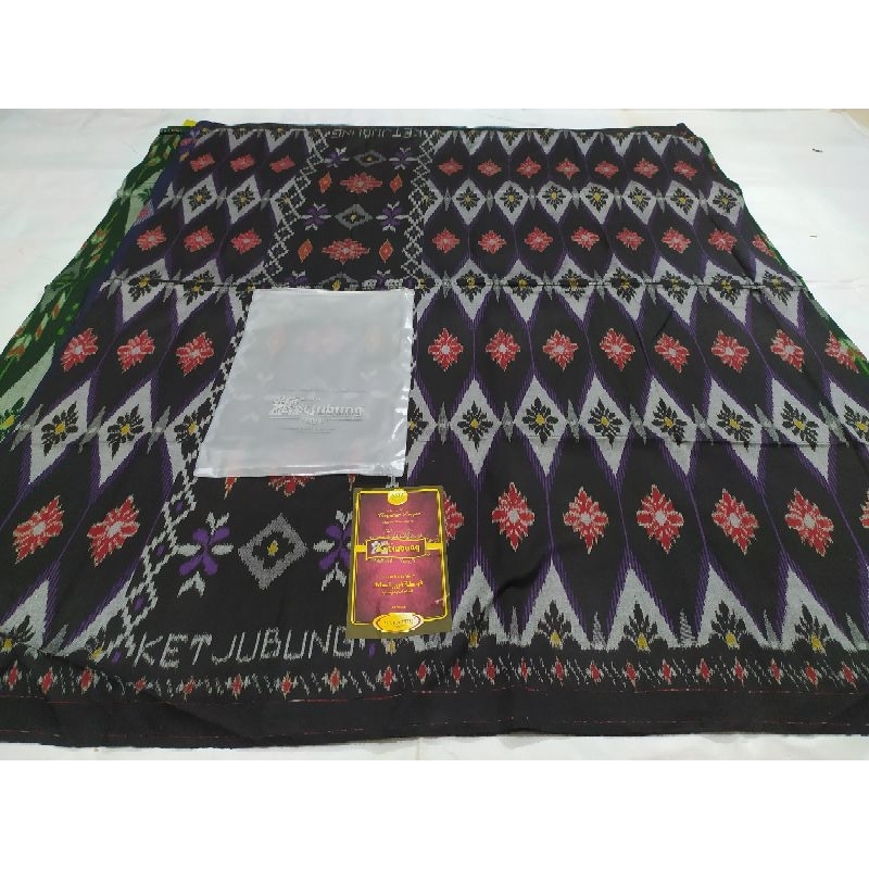 Sarung Ketjubung Goyor Fiber Red Warna Hitam Abu Putih