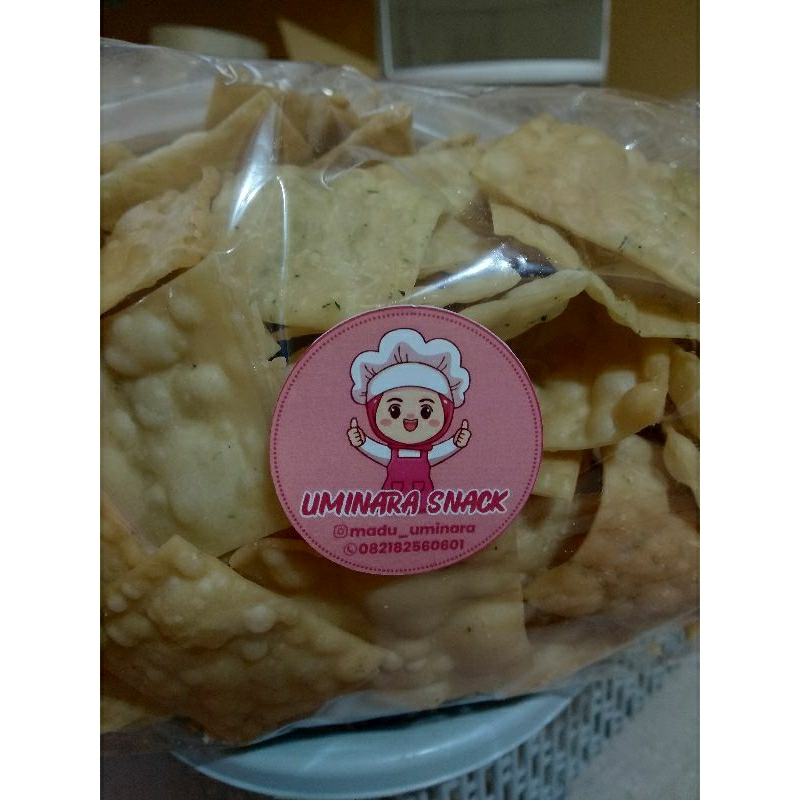 

Keripik Pangsit Bawang By Uminara