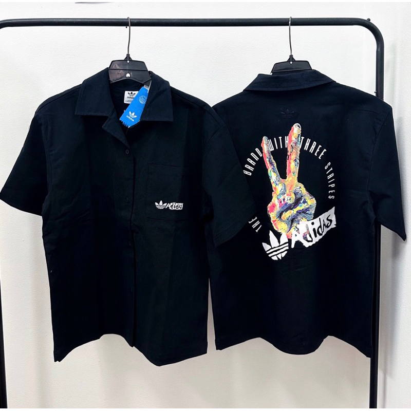 Graphic Victory Print Kemeja Graphic Victory Print Pocket SS Shirts