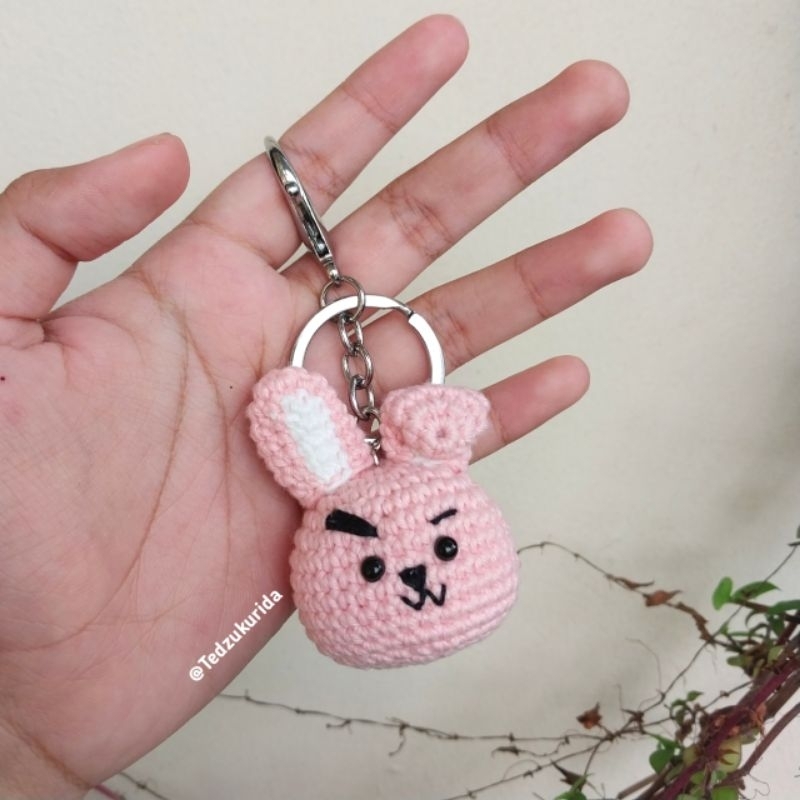 Amigurumi Cooky keychain/ Boneka rajut Cooky