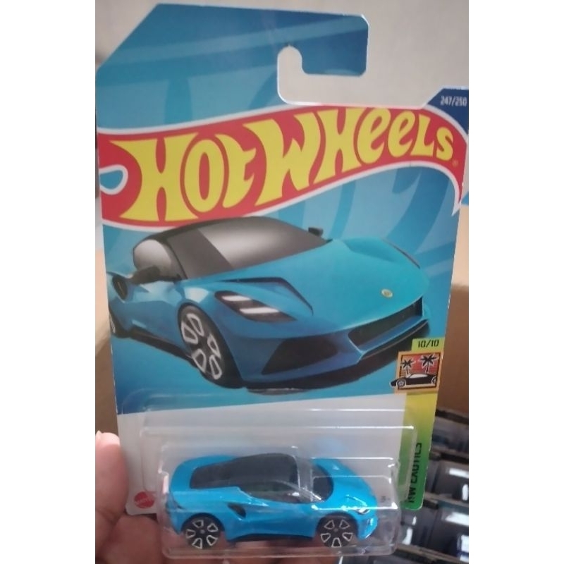 hot wheels Lotus emira exotics