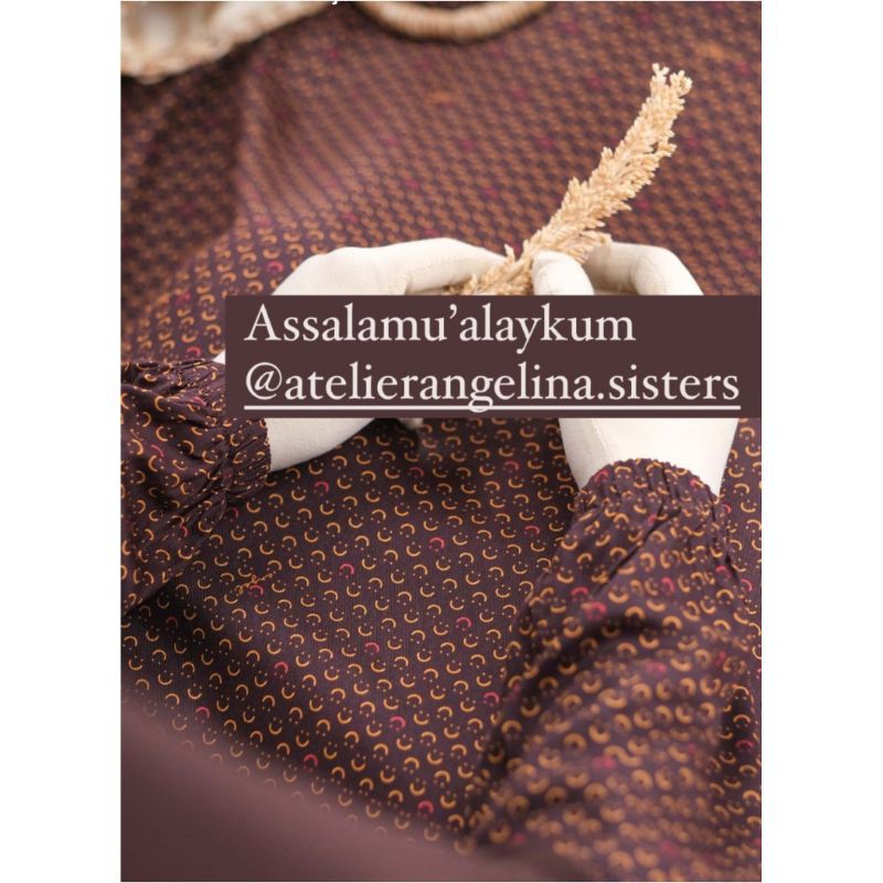 Atelier Angelina - Sarah Dress Smiley size M