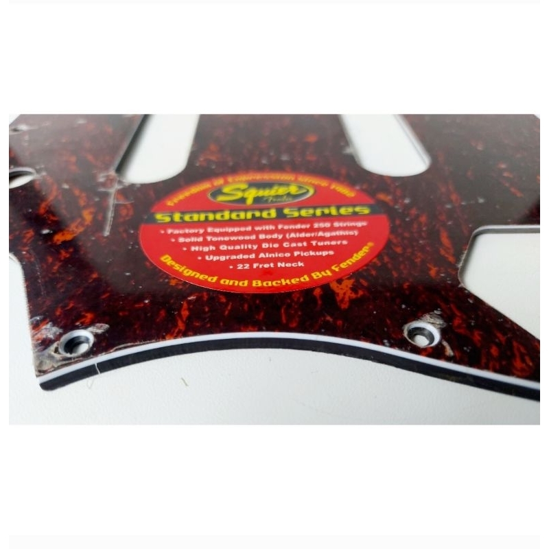 turtoise pickguard squier classic vibe bass VI original squier by fender