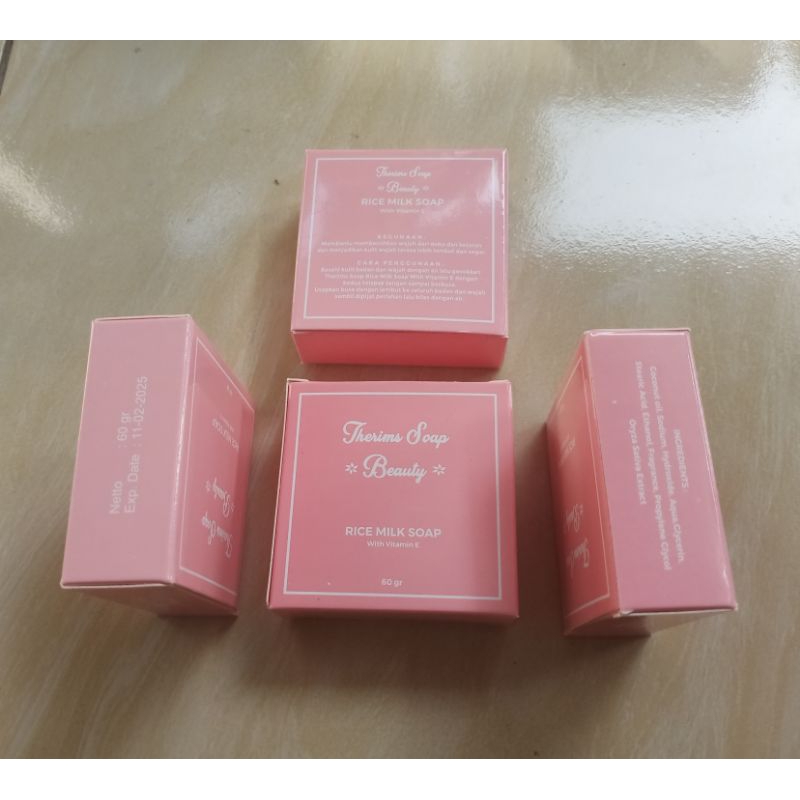 

Dus Sabun ukuran 5 x 3,5 x 2,5 cm