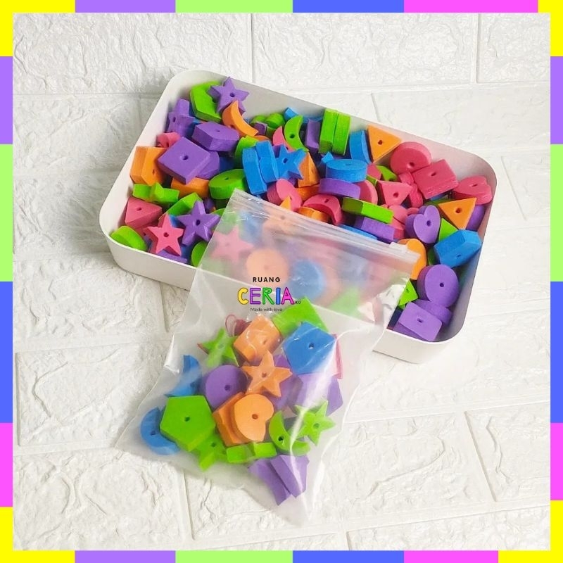 Mainan Edukasi Meronce Geometri Spon