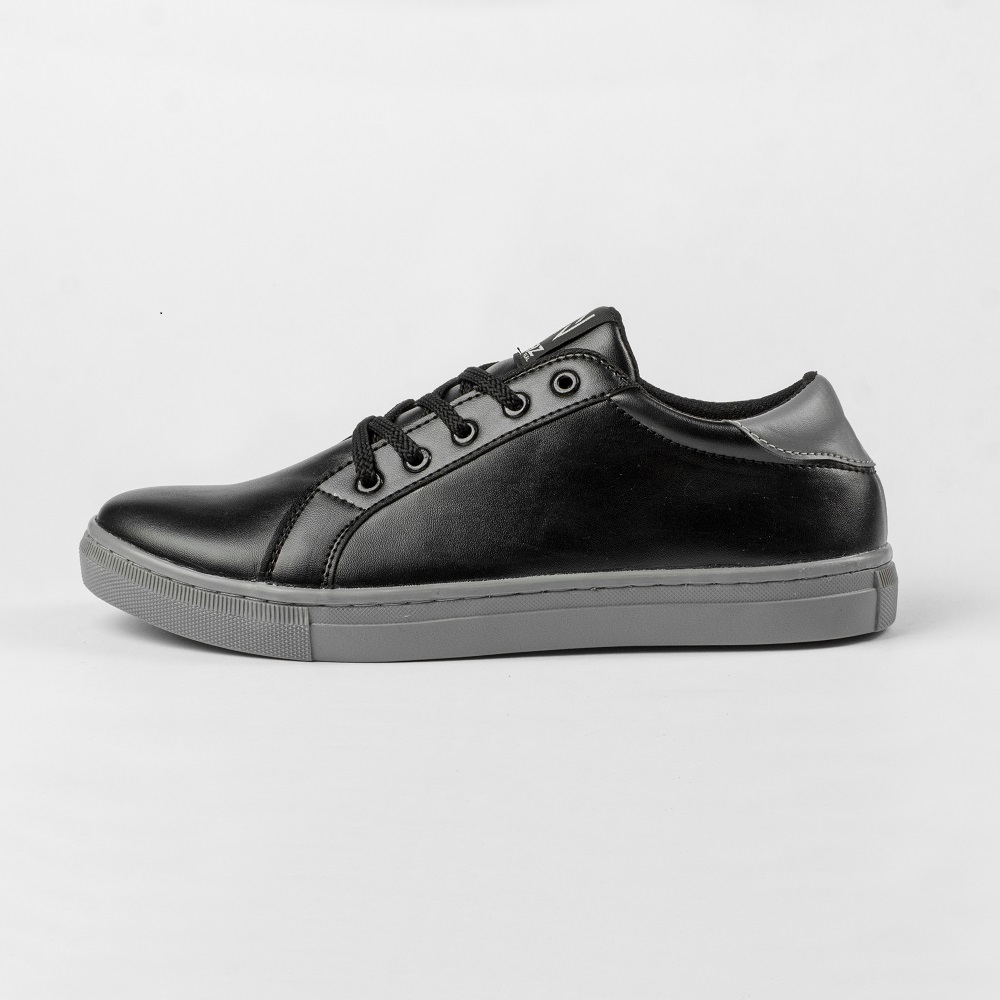 GEVA BLACK - KING010 - Sepatu Pria Original Sepatu Sneakers Pria Sepatu Casual Pria Sepatu Pria Keren Sepatu Hitam Pria