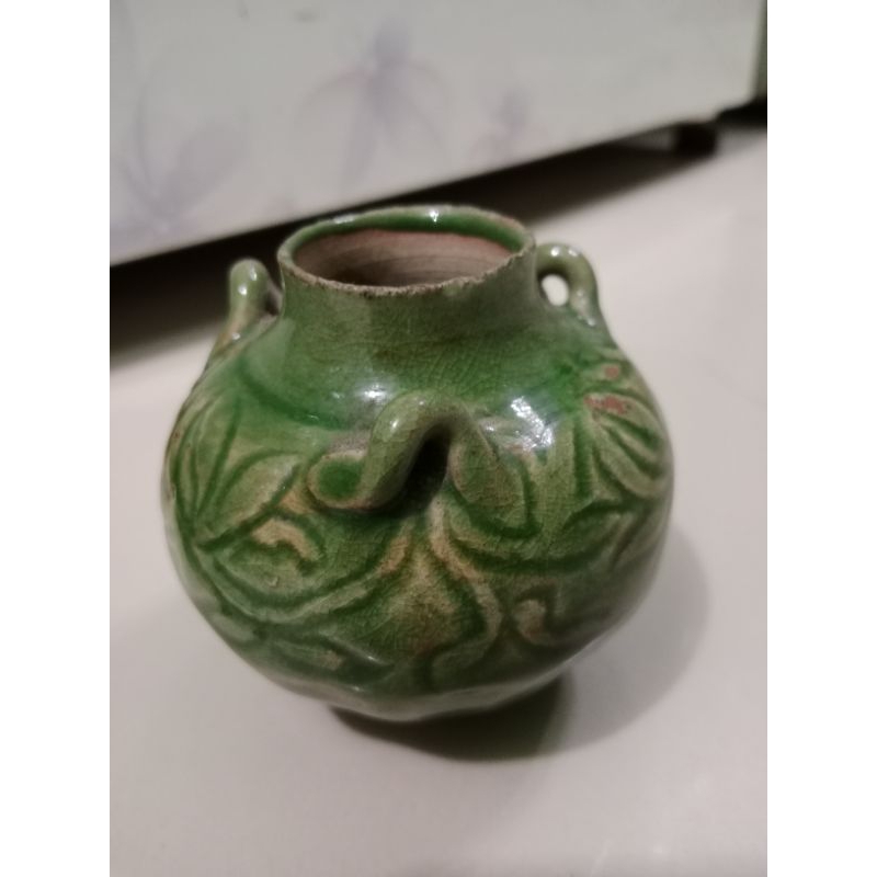 Guci antik china temuan hijau celadon.Buli buli antik keramik