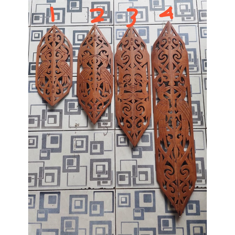 Perisai Dayak Kayu