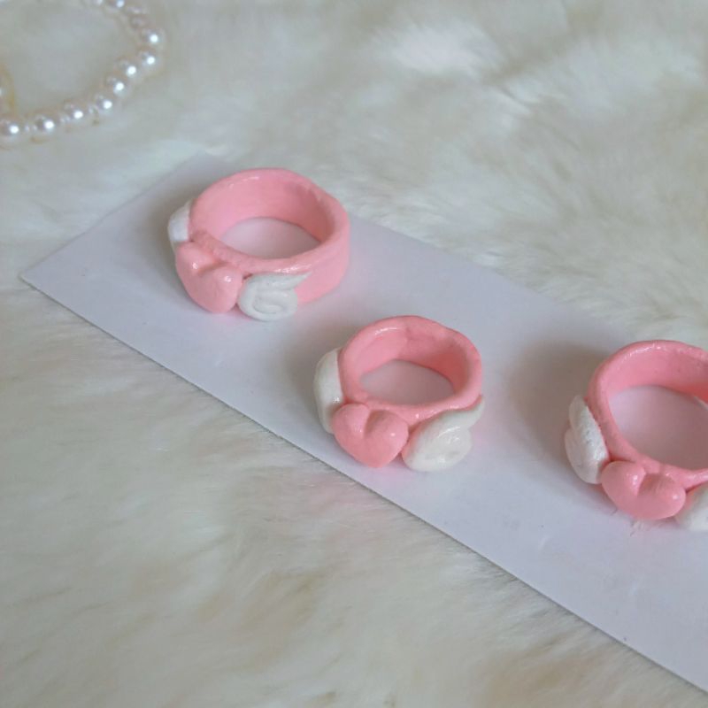 Cute clay rings °Winged Heart° chunky aesthetic clay ring