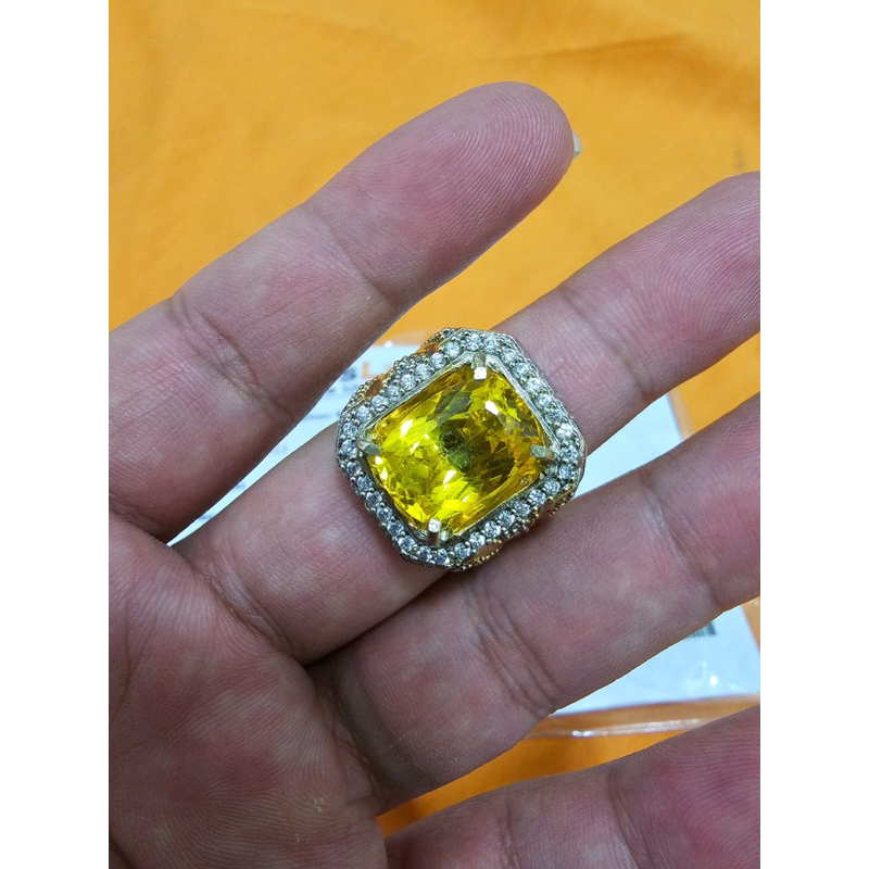 natural yellow topaz