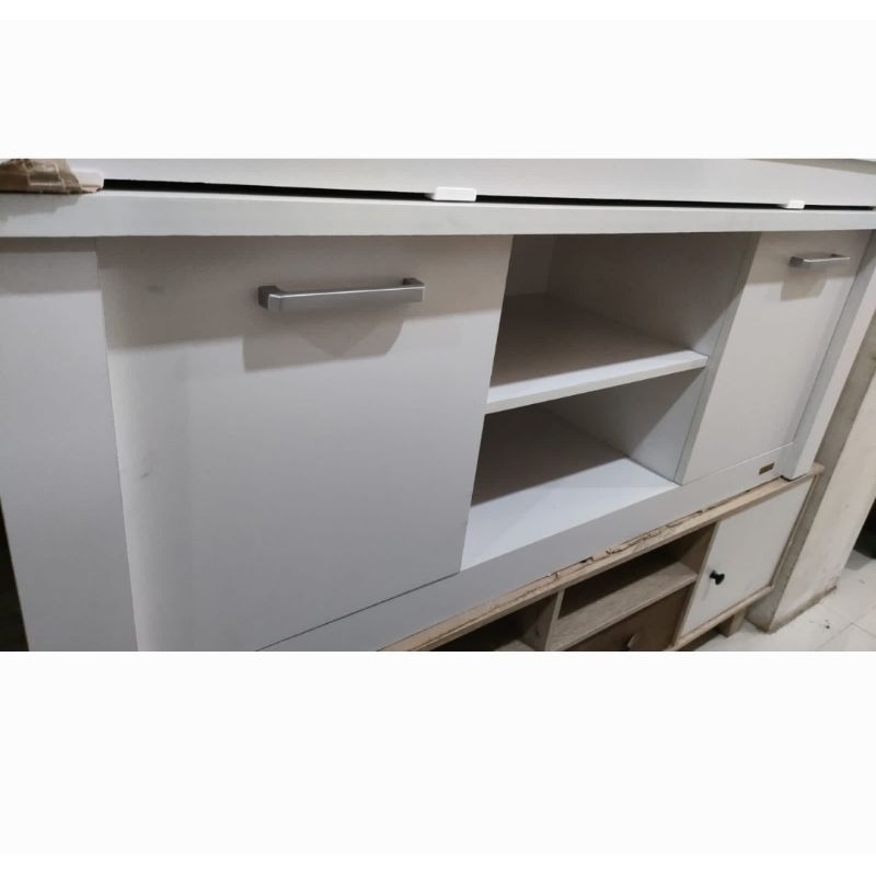 RAK TV PUTIH MINIMALIS BUFFET LACI RUANG TAMU