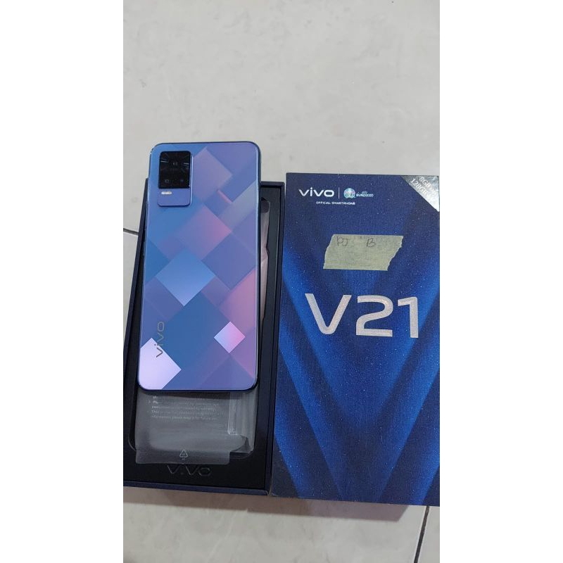 VIVO V21 8/128 GB SECOND