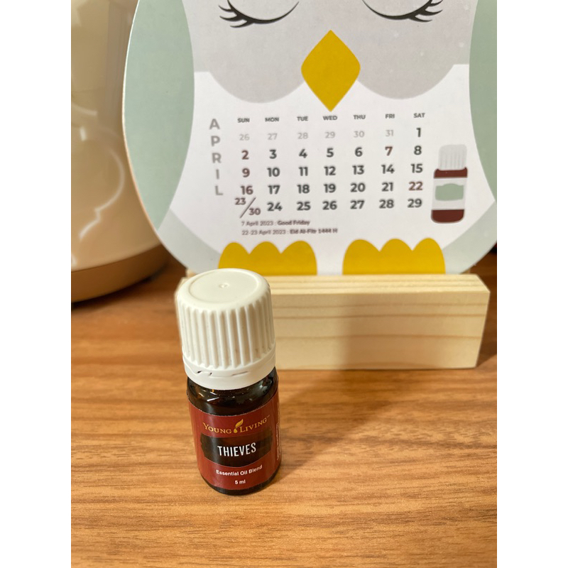Thieves Essential Oil Young Living