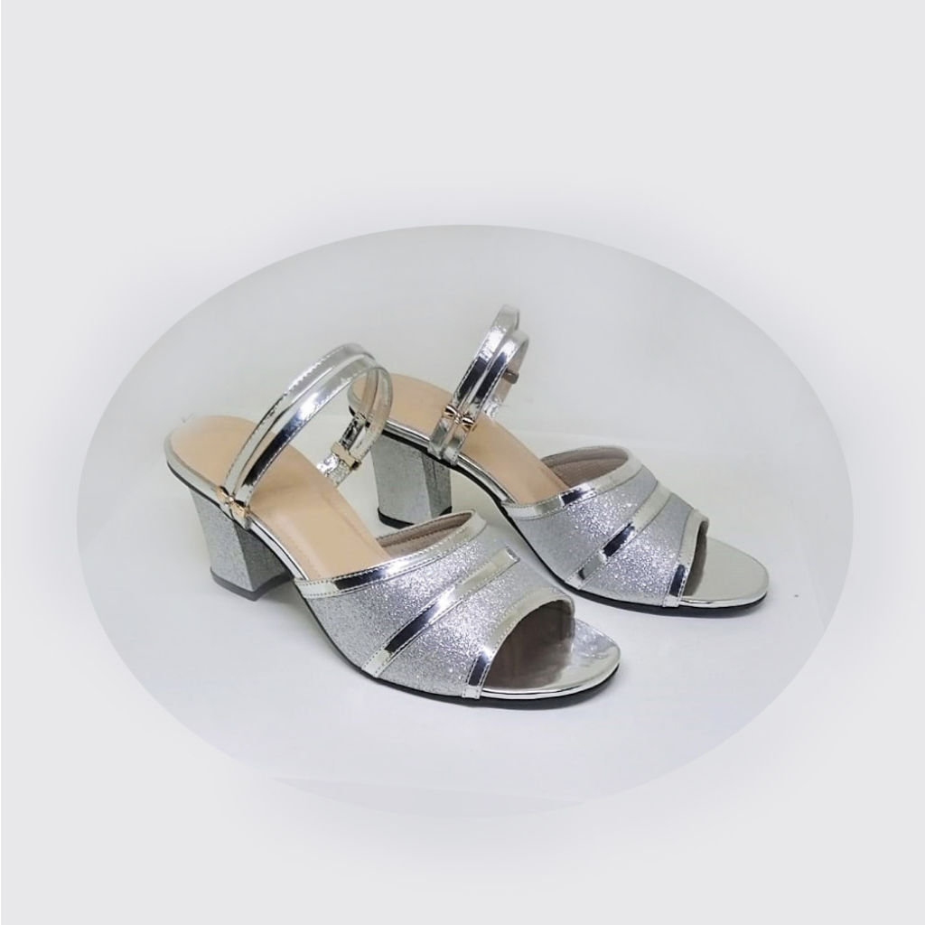 Sendal Heels Wanita (Ukuran Besar Jumbo) Sandal Pesta Mewah Cantik Hak 7 cm Silver