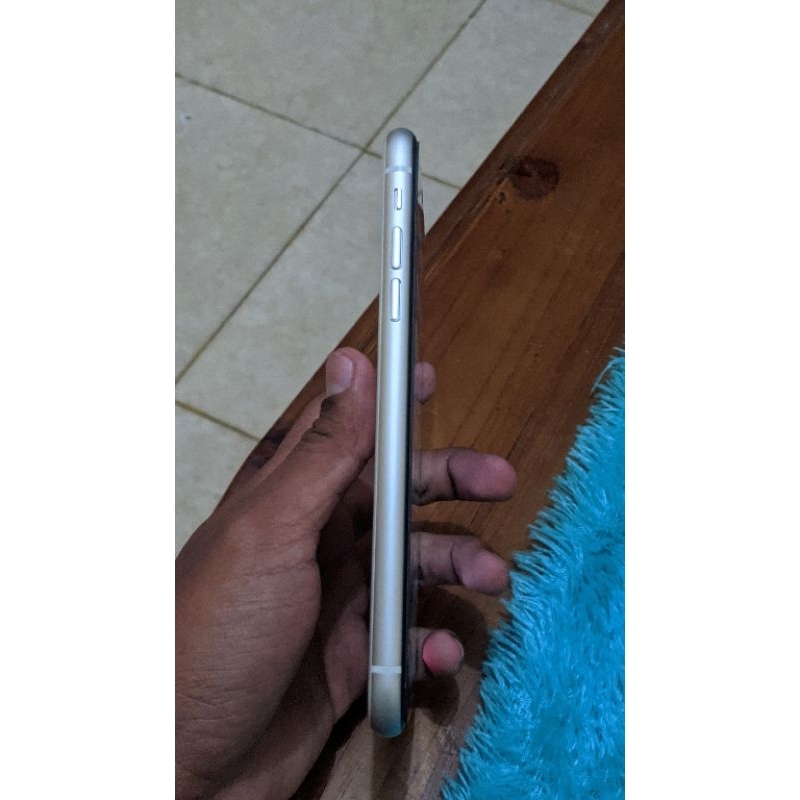 iPhone xr 64 gb white