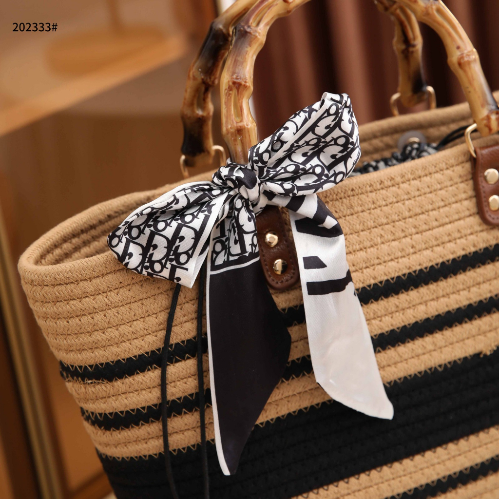 D 20233 Bamboo Handle Cotton Beach Bag