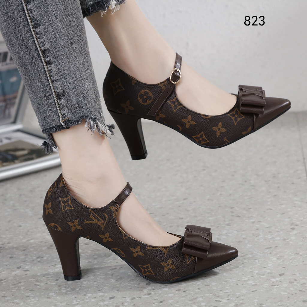 823 With Buckle Logo Bow Pumps Shoes